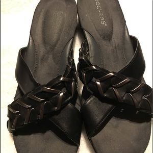 Black dockers slide on sandals